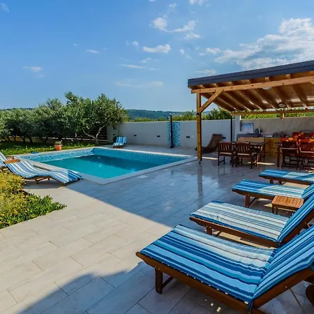 Beachfront Mihovil - With Private Pool *