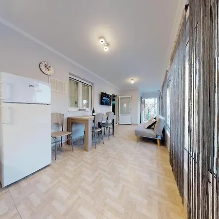 Beachfront Mihovil - With Private Pool Apartmán *