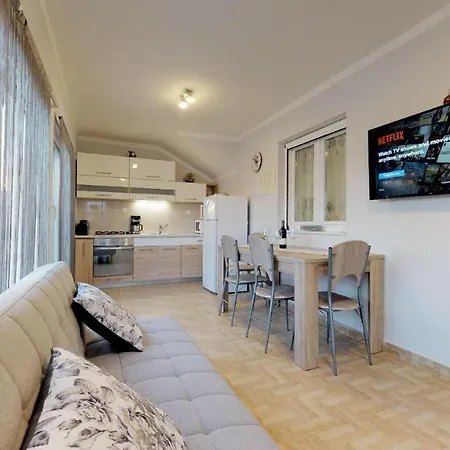 Beachfront Mihovil - With Private Pool * Kaštel Štafilić